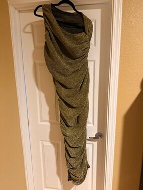 PrettyLittleThing Gold One-Shoulder Ruched Maxi Dress